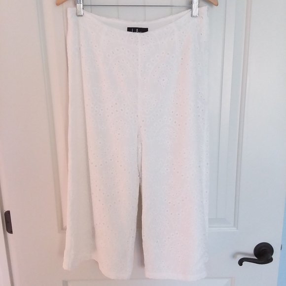 Lulus By the Shore White Cotton Eyelet Culotte Pants Size L - Picture 1 of 11